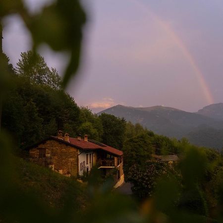 Iduevagamondi - Ospitalita Rurale Famigliare Di Montagna Bed & Breakfast Chiusa di Pesio Eksteriør bilde