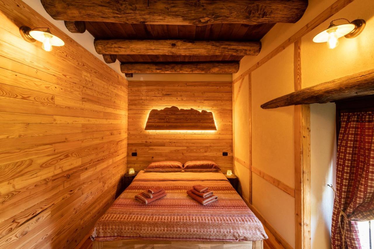 Iduevagamondi - Ospitalita Rurale Famigliare Di Montagna Bed & Breakfast Chiusa di Pesio Eksteriør bilde
