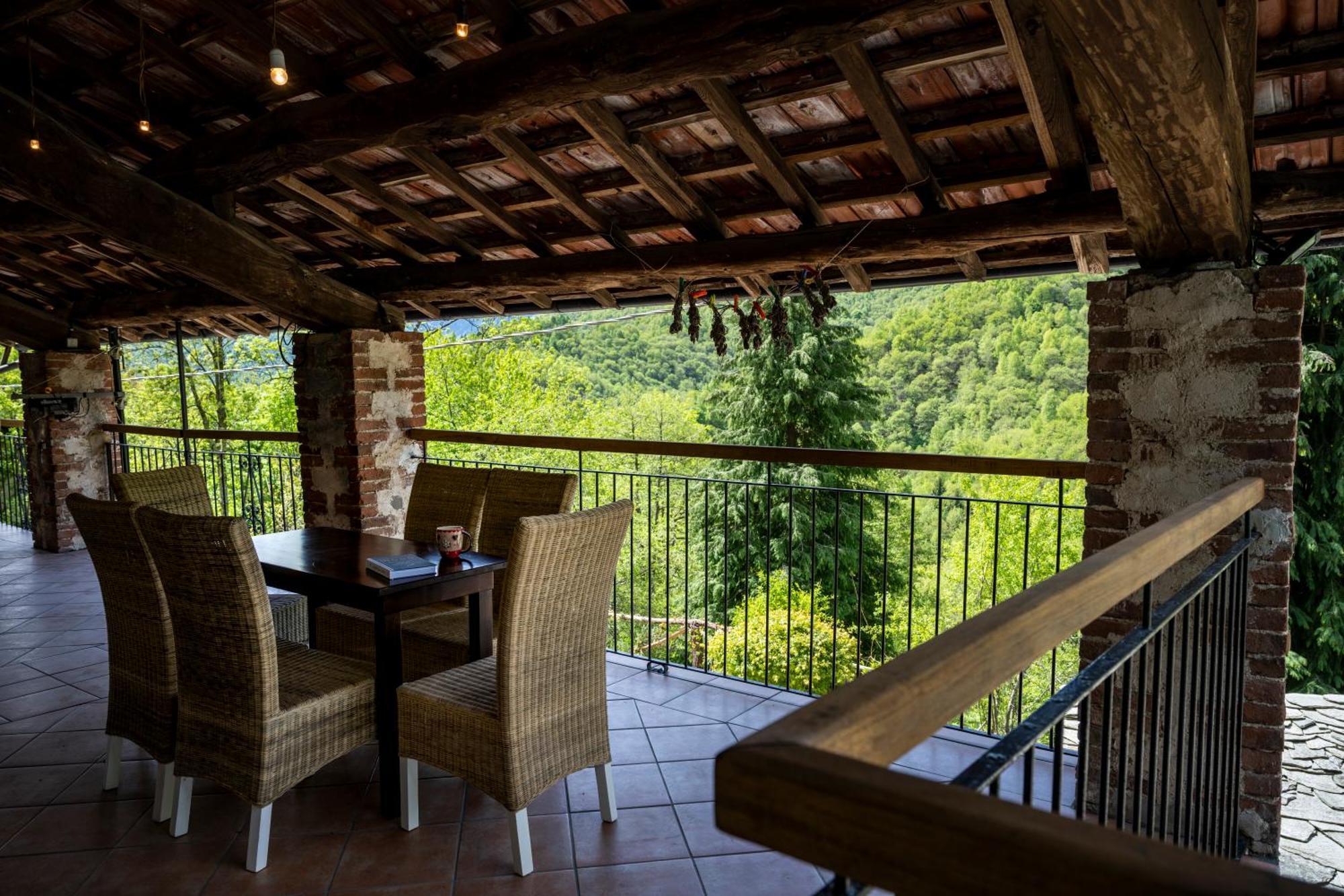 Iduevagamondi - Ospitalita Rurale Famigliare Di Montagna Bed & Breakfast Chiusa di Pesio Eksteriør bilde